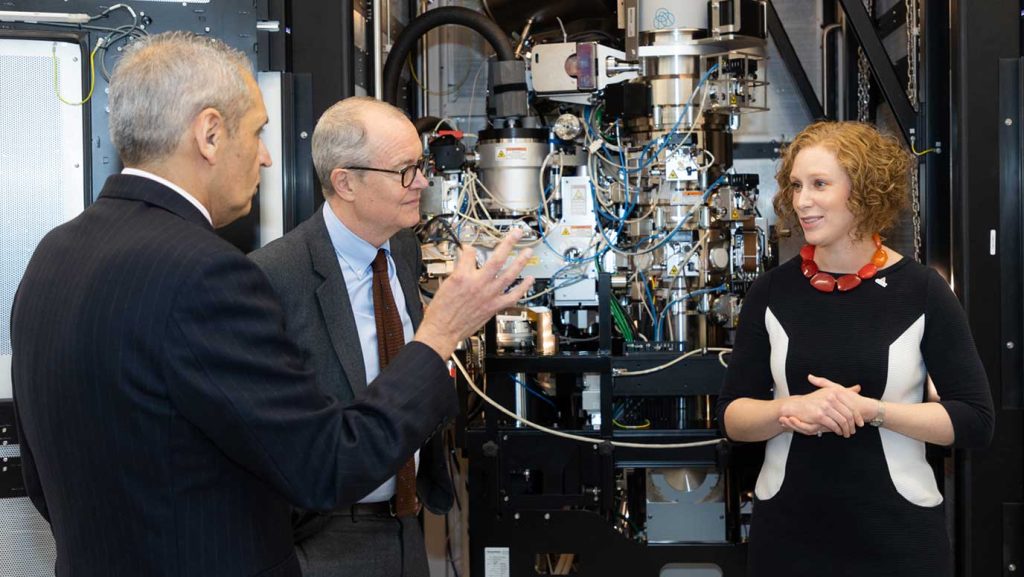 Science Minister Patrick Vallance (2nd left) on his visit to Astex last week. Credit – Ian Olsson.